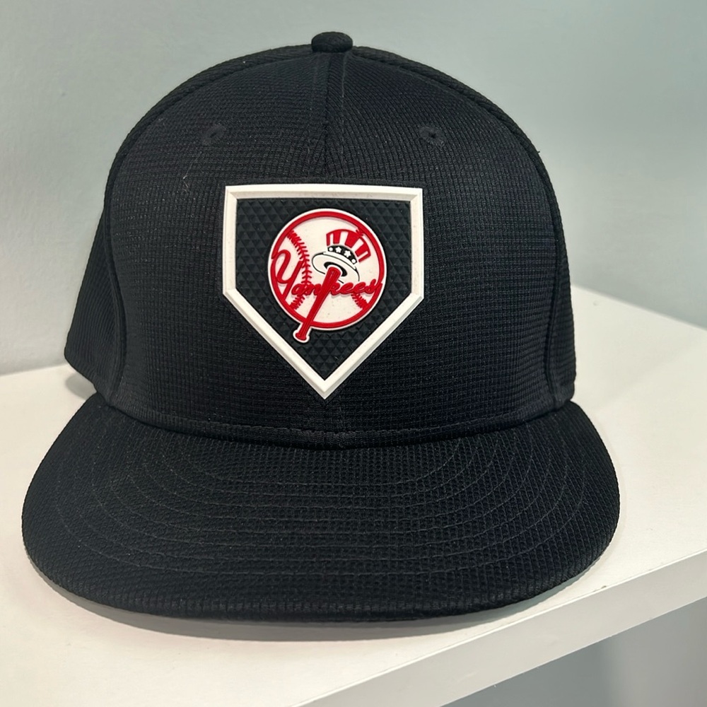 New York Yankees Fitted Hat